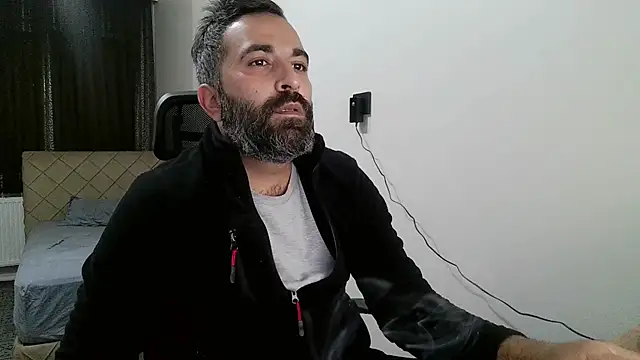 tgltplsr online show from November 4, 2025, 9:40 pm