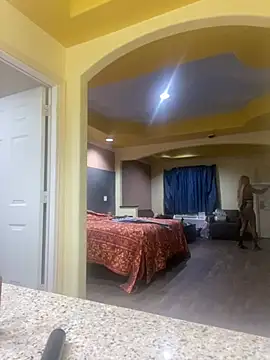 Snapshot of SlimBeenBadd1981 chatting on February 26, 2025, 7:55 am SlimBeenBadd1981 online show from February 26, 2025, 7:55 am