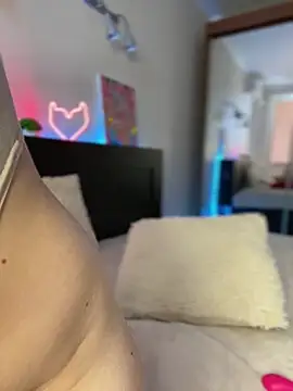 evaran  online show from March 18, 2025, 1:01 pm