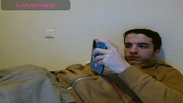 Tombgy07 online show from January 7, 2026, 6:57 pm