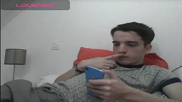 Tombgy07 online show from February 19, 2025, 9:03 pm