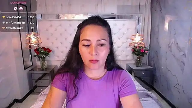 Snapshot of Georgina-Musk chatting on February 13, 2025, 1:50 am Georgina-Musk online show from February 13, 2025, 1:50 am