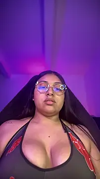 Soysofiarodrigu online show from November 25, 2025, 2:45 am