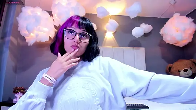 Snapshot of tati_cardenas chatting on March 13, 2025, 7:42 am tati cardenas online show from March 13, 2025, 7:42 am
