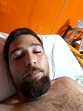 juuuaniii online show from April 22, 2026, 7:20 pm