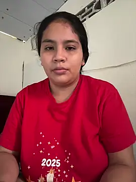 Snapshot of moncerrat_luna chatting on May 8, 2026, 2:10 pm moncerrat luna online show from May 8, 2026, 2:10 pm