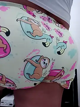 HORNY MATURE25 online show from March 14, 2025, 11:53 pm