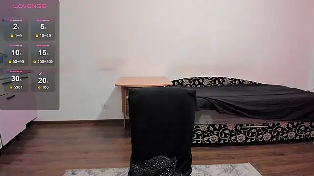 KitsuneRem online show from February 12, 2026, 9:47 pm