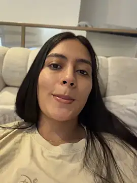 Snapshot of Sophie__Foxxx chatting on May 5, 2026, 3:26 pm Sophie Foxxx online show from May 5, 2026, 3:26 pm
