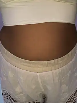 Snapshot of Rose_Olivia chatting on February 28, 2026, 4:17 pm Rose Olivia online show from February 28, 2026, 4:17 pm