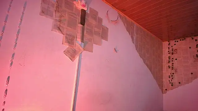 Snapshot of kisstarxxx chatting on September 10, 2025, 3:05 am kisstarxxx online show from September 10, 2025, 3:05 am