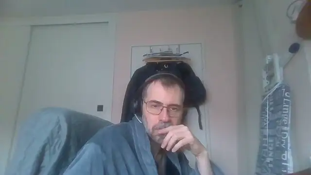 Snapshot of ptitcanard60600 chatting on March 13, 2025, 12:56 pm ptitcanard60600 online show from March 13, 2025, 12:56 pm