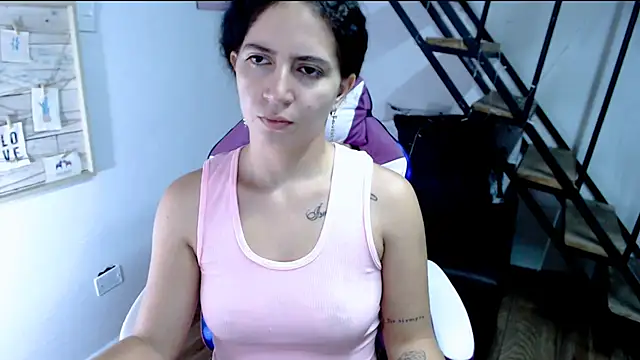 Snapshot of samantha_baby_ chatting on September 19, 2025, 8:57 pm samantha baby online show from September 19, 2025, 8:57 pm