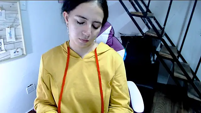 Snapshot of samantha_baby_ chatting on September 18, 2025, 6:11 pm samantha baby online show from September 18, 2025, 6:11 pm