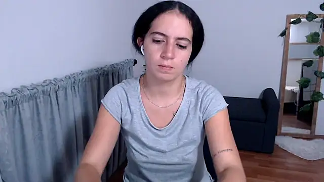 Snapshot of samantha_baby_ chatting on November 21, 2025, 5:17 am samantha baby online show from November 21, 2025, 5:17 am