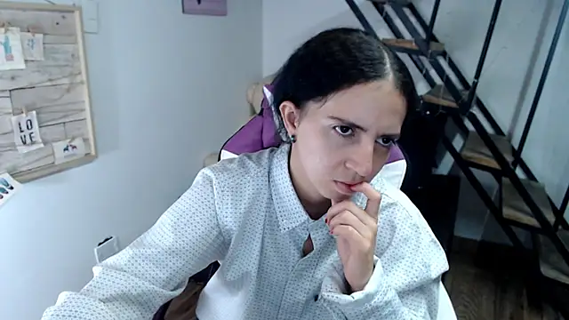 Snapshot of samantha_baby_ chatting on October 29, 2025, 5:23 pm samantha baby online show from October 29, 2025, 5:23 pm