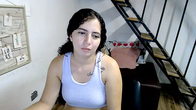 Snapshot of samantha_baby_ chatting on March 5, 2025, 11:27 pm samantha baby online show from March 5, 2025, 11:27 pm