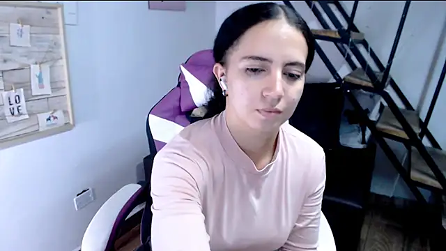 Snapshot of samantha_baby_ chatting on September 29, 2025, 8:03 pm samantha baby online show from September 29, 2025, 8:03 pm
