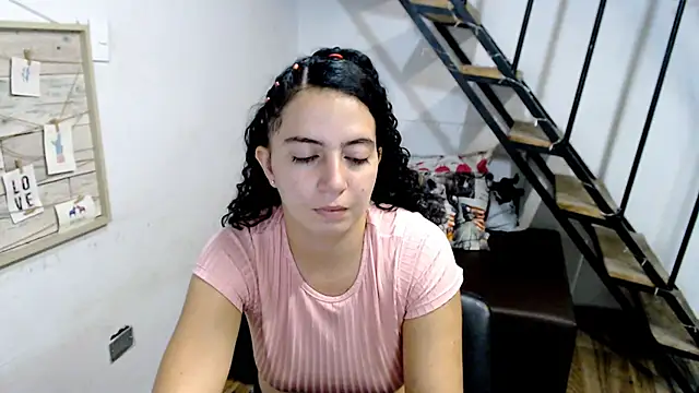 Snapshot of samantha_baby_ chatting on March 14, 2025, 2:20 am samantha baby online show from March 14, 2025, 2:20 am