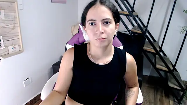 Snapshot of samantha_baby_ chatting on November 20, 2025, 5:02 pm samantha baby online show from November 20, 2025, 5:02 pm