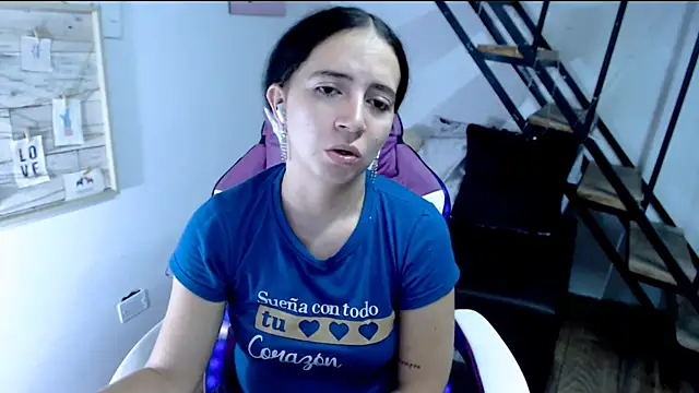 Snapshot of samantha_baby_ chatting on September 24, 2025, 7:31 pm samantha baby online show from September 24, 2025, 7:31 pm