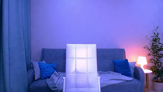 LesleySweet online show from February 19, 2026, 6:49 pm