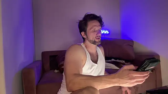 Snapshot of alexmannd chatting on November 4, 2025, 4:16 am alexmannd online show from November 4, 2025, 4:16 am