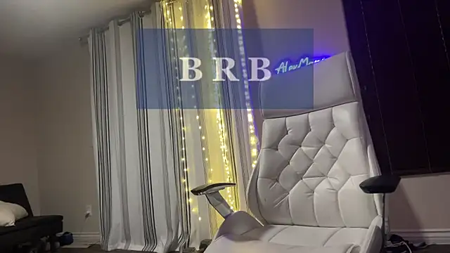 Snapshot of alexmannd chatting on September 20, 2025, 1:54 am alexmannd online show from September 20, 2025, 1:54 am