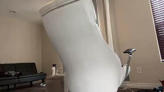 Snapshot of alexmannd chatting on March 17, 2025, 4:54 pm alexmannd online show from March 17, 2025, 4:54 pm