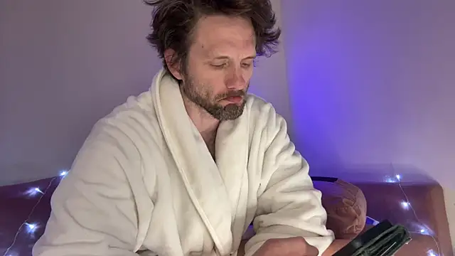 Snapshot of alexmannd chatting on December 3, 2025, 5:34 pm alexmannd online show from December 3, 2025, 5:34 pm