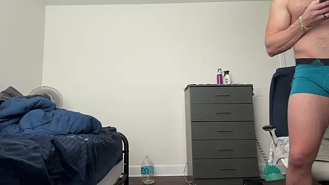 Snapshot of alexmannd chatting on January 25, 2025, 6:35 pm alexmannd online show from January 25, 2025, 6:35 pm