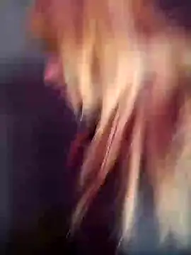 Snapshot of Evehampy chatting on February 25, 2025, 8:00 pm Evehampy online show from February 25, 2025, 8:00 pm