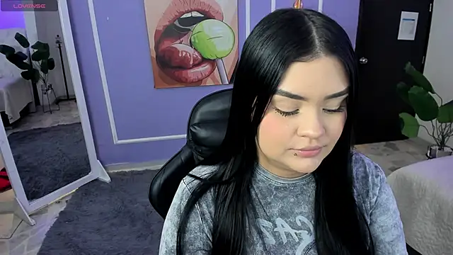 Snapshot of martinasaez chatting on November 14, 2025, 8:12 pm martinasaez online show from November 14, 2025, 8:12 pm