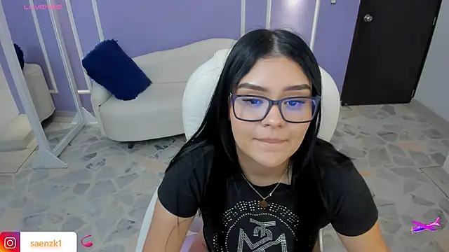 Snapshot of martinasaez chatting on March 16, 2025, 12:01 am martinasaez online show from March 16, 2025, 12:01 am