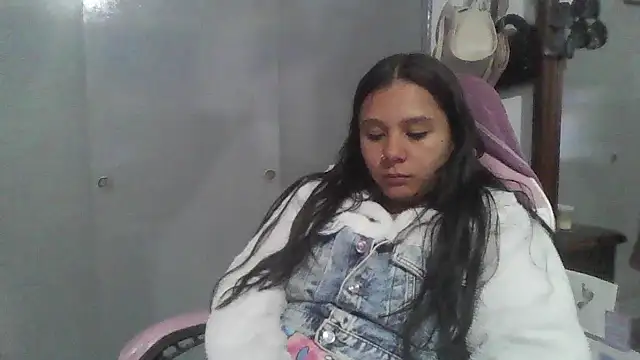 Charis 21 online show from May 10, 2026, 3:10 am