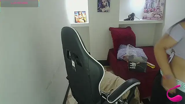 Charis 21 online show from January 31, 2026, 7:12 pm