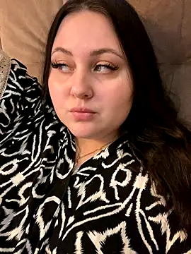 ihaveasecret  online show from October 6, 2025, 11:11 am