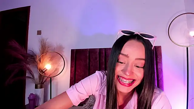 Snapshot of NoraDasilva chatting on March 13, 2025, 9:37 pm NoraDasilva online show from March 13, 2025, 9:37 pm