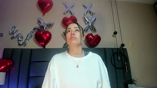 NoraDasilva online show from February 16, 2026, 11:13 pm