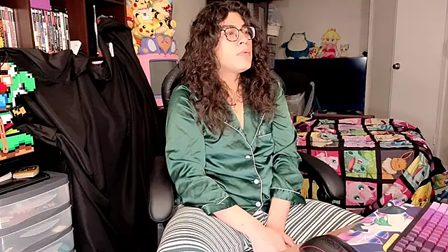 Snapshot of ShinyCherub chatting on February 10, 2026, 2:38 pm ShinyCherub online show from February 10, 2026, 2:38 pm