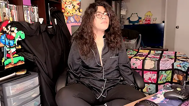 Snapshot of ShinyCherub chatting on February 8, 2026, 11:46 pm ShinyCherub online show from February 8, 2026, 11:46 pm