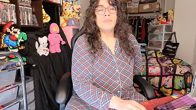 ShinyCherub online show from June 25, 2026, 11:59 am