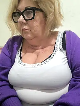 Snapshot of Merilulla chatting on February 12, 2026, 1:16 am Merilulla online show from February 12, 2026, 1:16 am