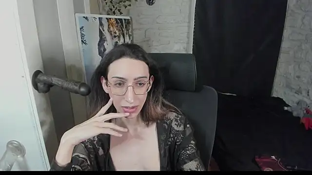 Snapshot of Mayala__ chatting on March 9, 2025, 11:25 pm Mayala online show from March 9, 2025, 11:25 pm