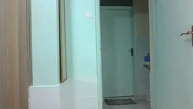 Darkberry online show from September 19, 2025, 9:35 am