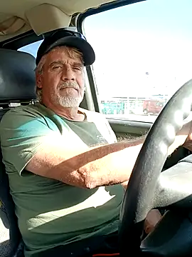 Snapshot of TTolbert chatting on January 8, 2025, 6:31 pm TTolbert online show from January 8, 2025, 6:31 pm