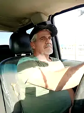 Snapshot of TTolbert chatting on February 19, 2025, 4:11 pm TTolbert online show from February 19, 2025, 4:11 pm