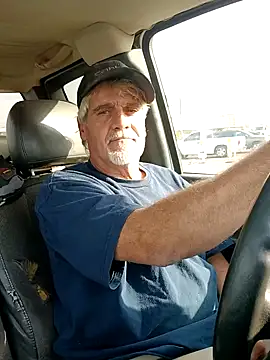 Snapshot of TTolbert chatting on January 27, 2025, 5:04 pm TTolbert online show from January 27, 2025, 5:04 pm