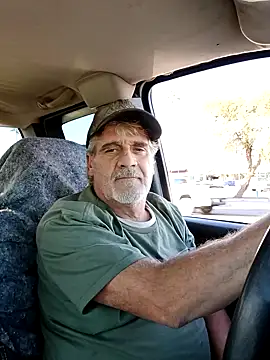 Snapshot of TTolbert chatting on December 18, 2024, 10:35 pm TTolbert online show from December 18, 2024, 10:35 pm