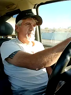 Snapshot of TTolbert chatting on January 11, 2025, 4:25 pm TTolbert online show from January 11, 2025, 4:25 pm